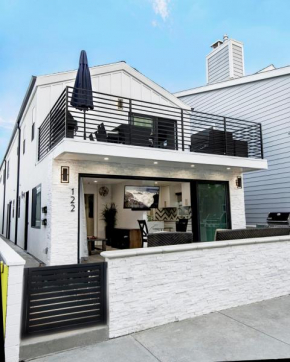 Upper West Newport